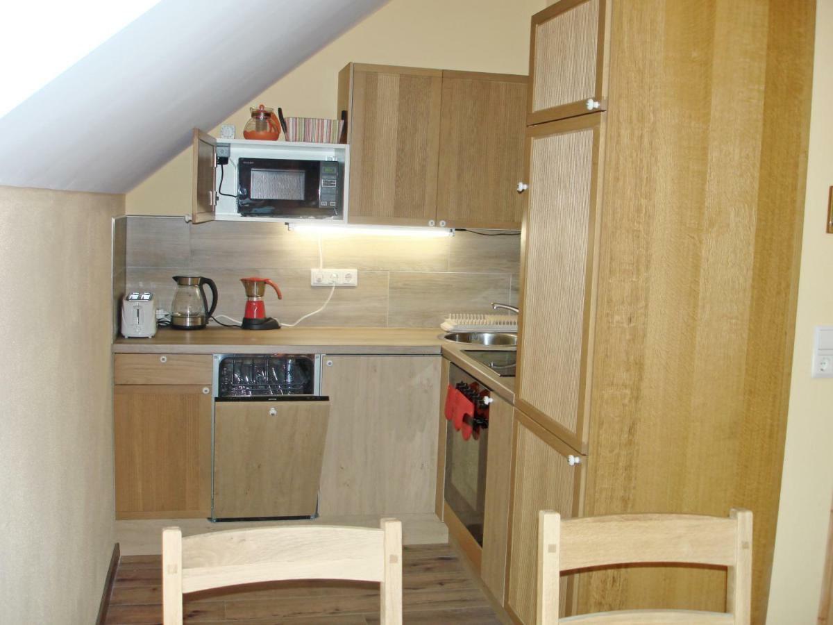 Anna Apartment